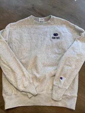 Champion Gray Penn State Crewneck Sweatshirt with Navy Logo- Sz m